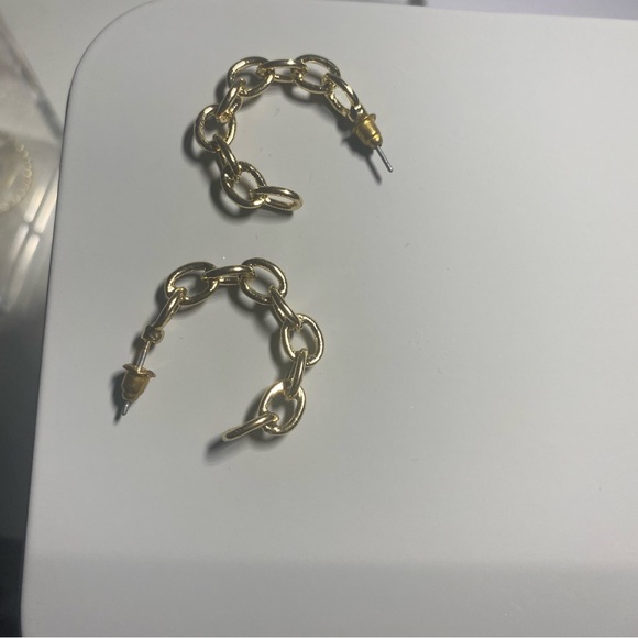 Earings each for 25$and ring for 15$ - Picture 3 of 8